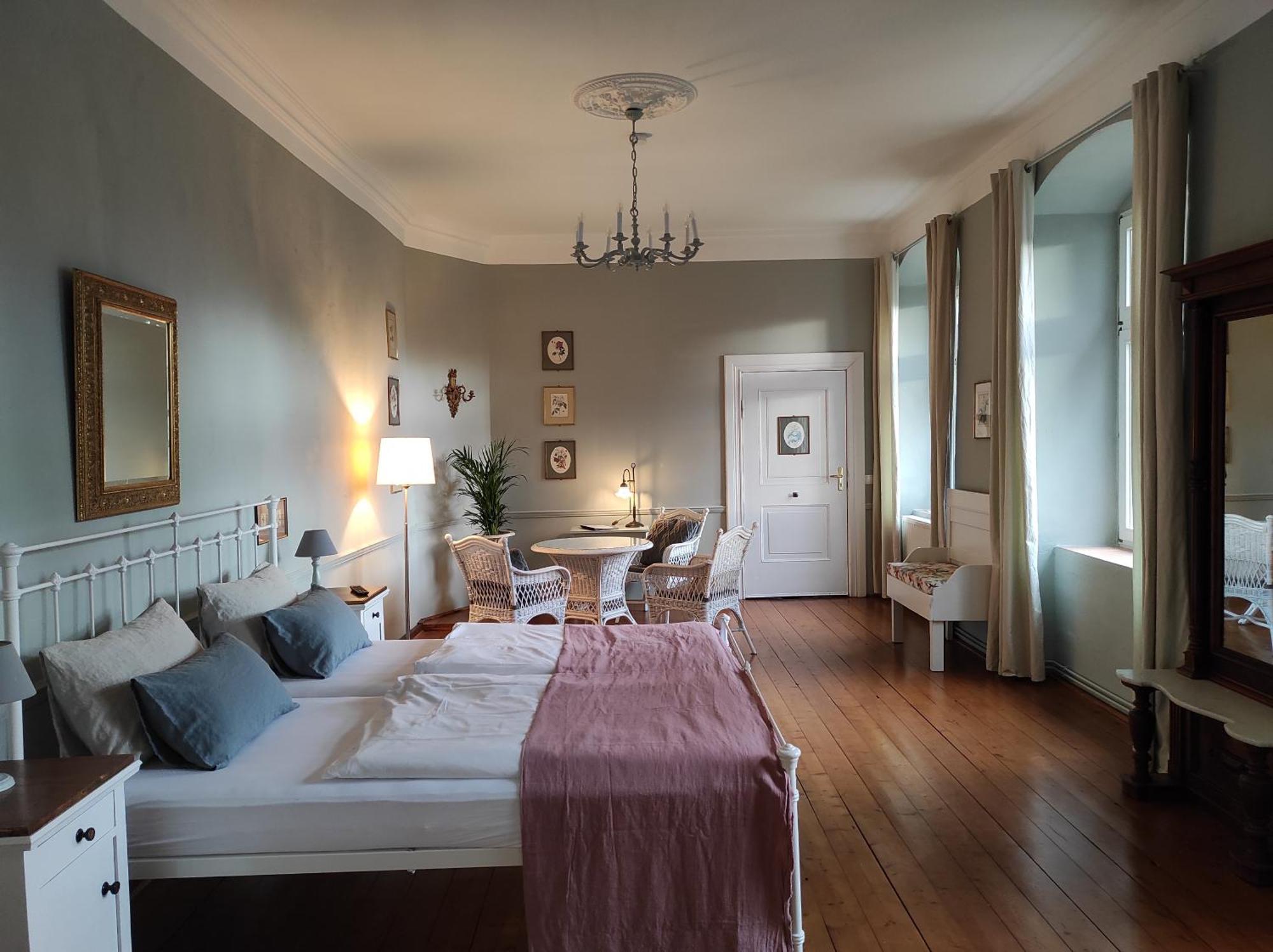 Gartenzimmer Im Schloss Neuhausen Neuhausen  Extérieur photo